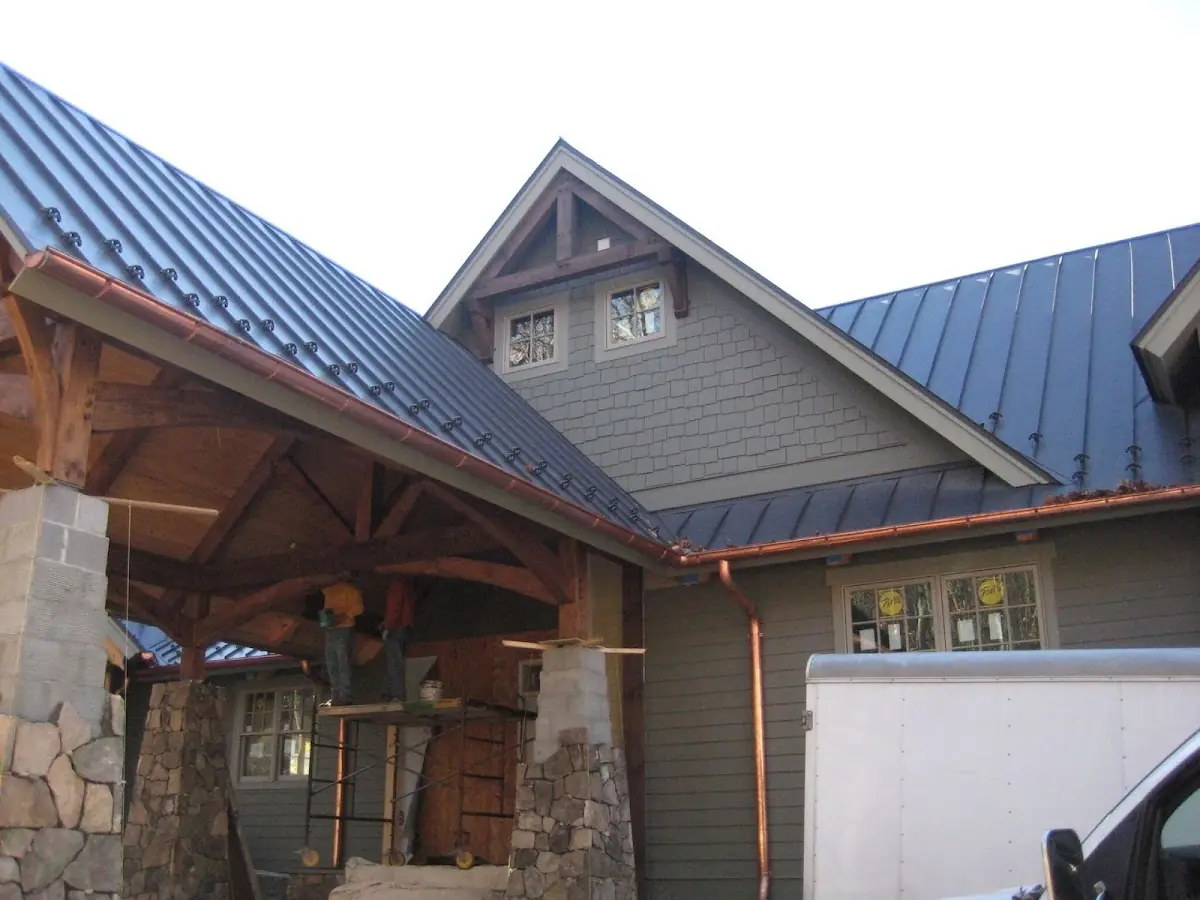 Craftsman Roofing team delivering quality roofing work in Northwest Los Angeles Heights